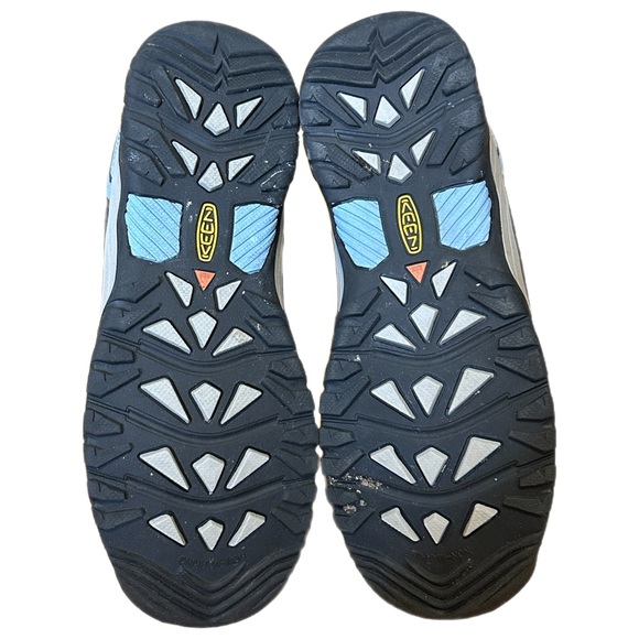 KEEN Kids' Targhee Low Waterproof Hiking Shoe - Picture 6 of 8